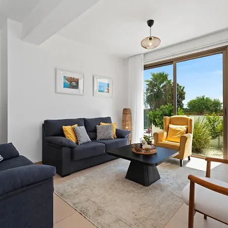 Willa Levanda Dreams 8 Paralimni