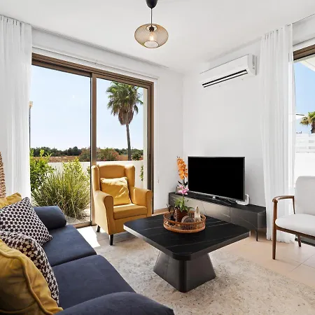 Levanda Dreams 8 * Paralimni